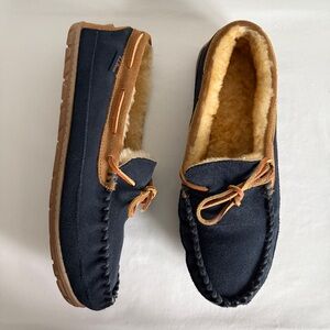 L.L Bean Men's Wicked Good Moccasins Slippers Size 11 Navy Slip-On